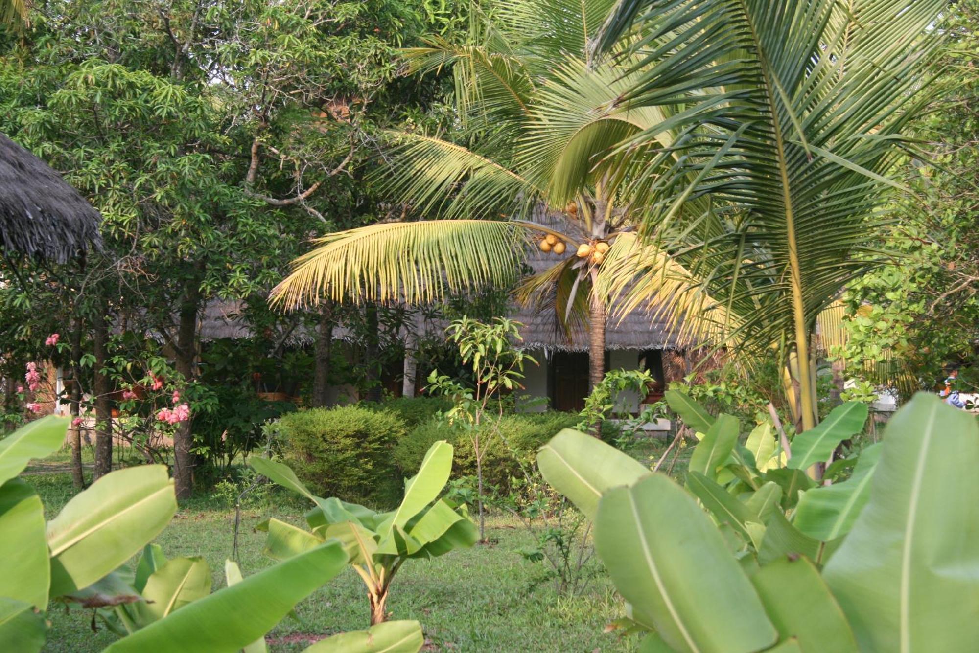 Neeleshwar Hermitage Nīleshwar Extérieur photo