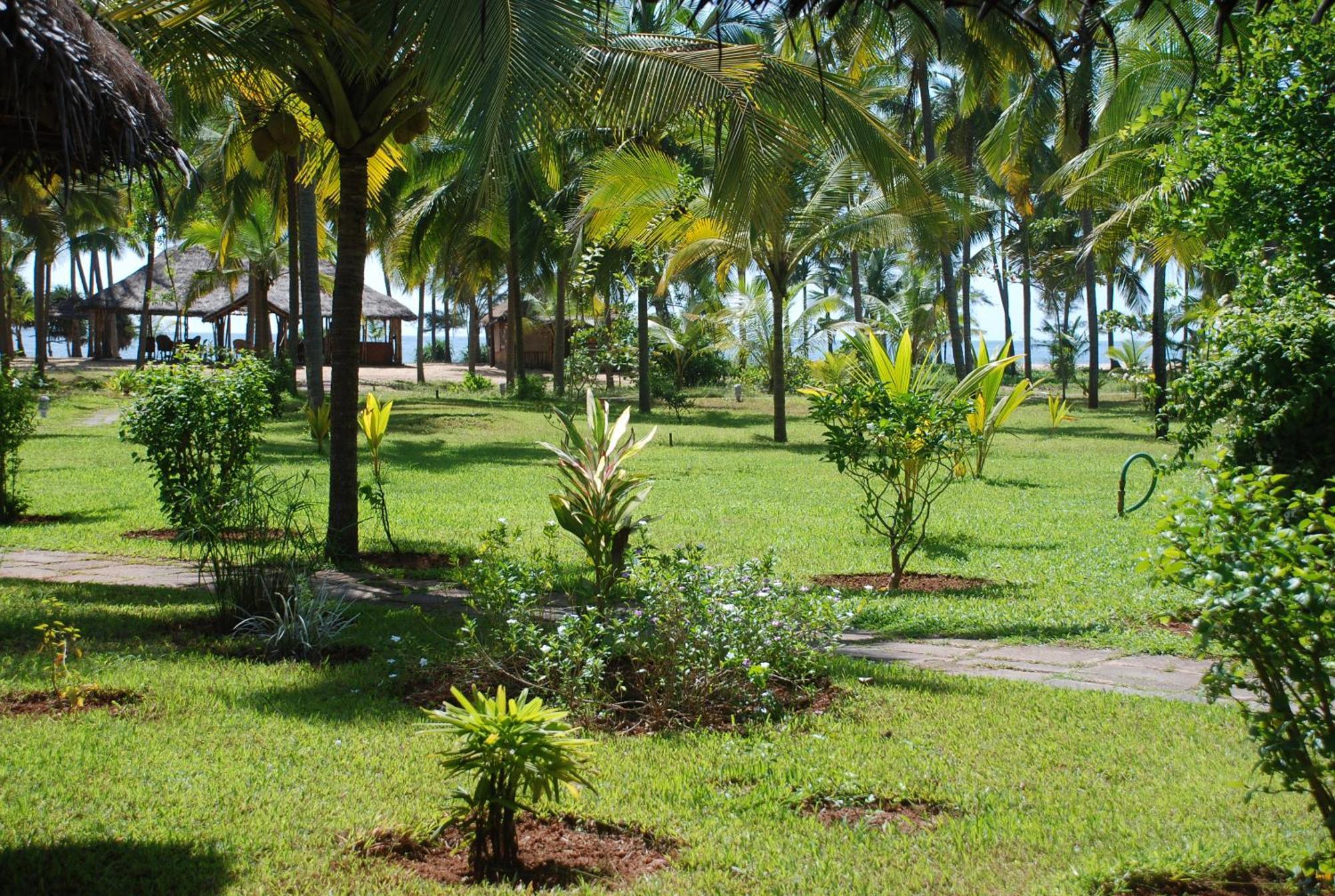 Neeleshwar Hermitage Nīleshwar Extérieur photo