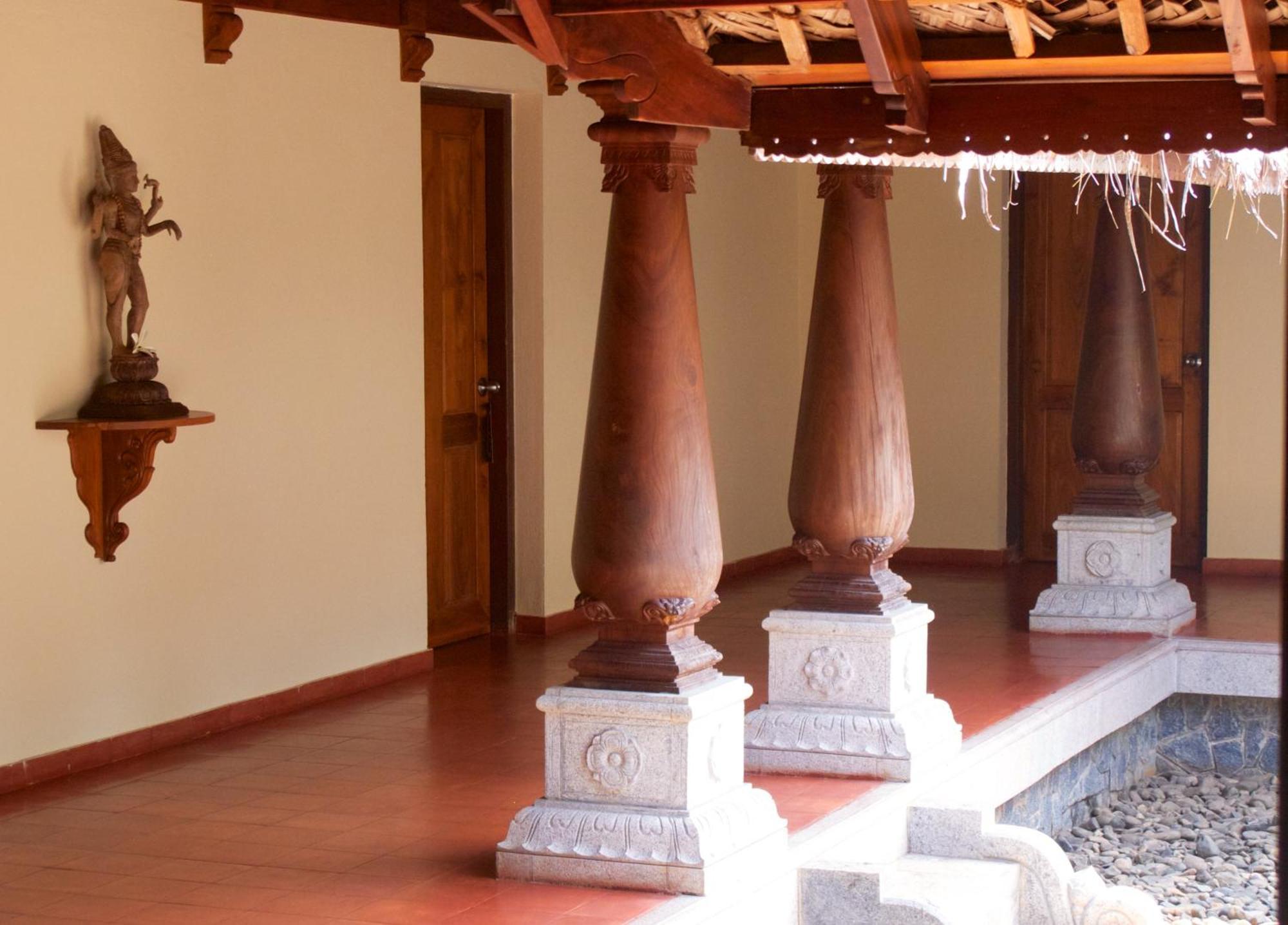 Neeleshwar Hermitage Nīleshwar Extérieur photo